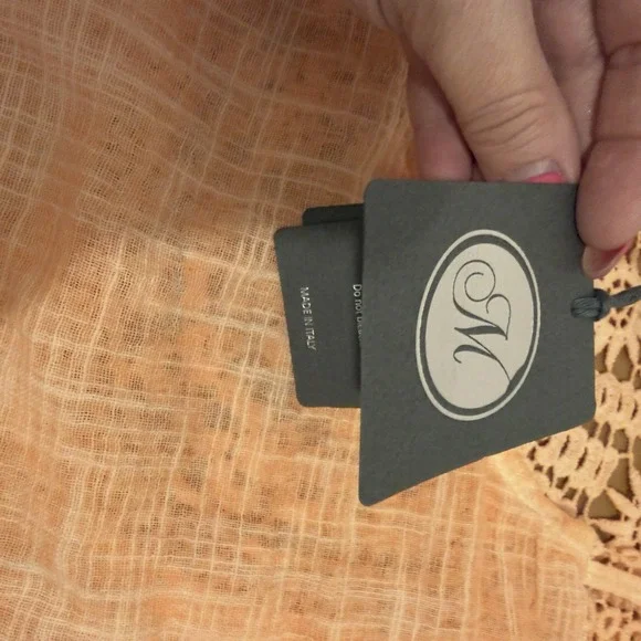 M-Made In Italy Women's Orange Crochet Back Design Shirt Size Medium - Picture 3 of 6